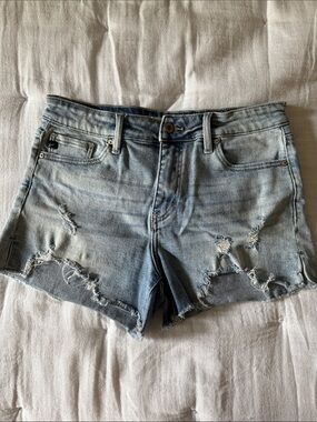 KanCan ultra stretchy jean shorts